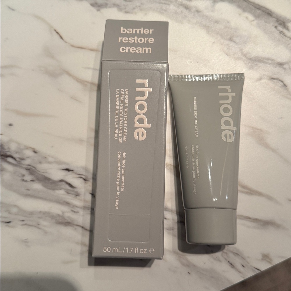 RHODE Barrier Restore Cream